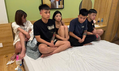 Phát hiện nhóm đối tượng 3 nam, 2 nữ làm điều mờ ám trong căn hộ