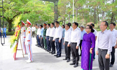 Tháng Bảy - Ba lần trở về Trường Sơn và một lời hứa với những người đã nằm lại