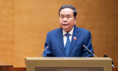 Chủ tịch Quốc hội: Không chậm trễ, không để lỡ thời cơ phát triển của đất nước