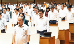 Quốc hội dành một phút mặc niệm Chủ tịch Quốc hội Lào Xaysomphone Phomvihane