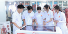 Bức tranh điểm chuẩn ngành Y 2026: Học viện Quân y đứng đầu bảng, 13 trường đại học dừng ở mức 22