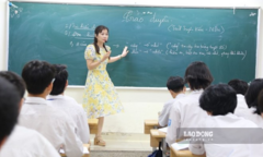 Giáo viên dạy tại trường tư thục có tính vào thời gian giữ hạng hay không?