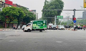 Hà Nội: Tìm người chứng kiến vụ tai nạn tại ngã tư Láng - Nguyễn Chí Thanh