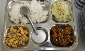 Sở GD&ĐT Hà Nội yêu cầu rà soát công tác tổ chức, quản lý ăn bán trú