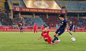 Động thái mới của Đoàn Văn Hậu sau pha vào bóng khiến Doãn Ngọc Tân chấn thương nặng