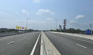 Vì sao chưa thể thu phí cao tốc Cần Thơ - Cà Mau từ 15/9?