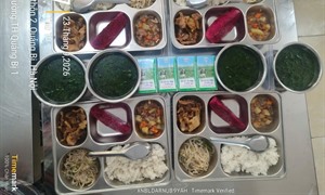 UBND xã Quảng Bị thông tin về vụ suất ăn bán trú “toàn tóp mỡ”