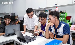 Giải mã xu hướng chọn ngành 2026: Sinh viên đang  "xoay trục " theo làn sóng AI, vi mạch bán dẫn?