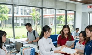 Sinh viên dân tộc thiểu số tại xã vùng III được giảm học phí