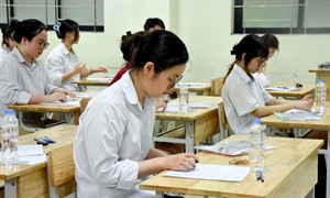 Đề xuất thi lớp 10 chỉ còn Toán và Ngữ văn: Bớt gánh nặng ôn tập, trăn trở bài toán chất lượng Tiếng Anh