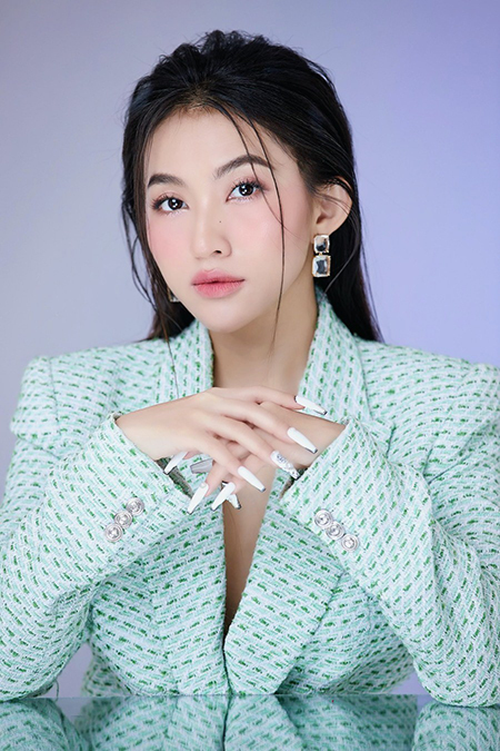 [E] Nguyễn Hoàng Mỹ Ngọc: Lựa chọn đứng sau ánh hào quang và không ngừng học hỏi  - 1