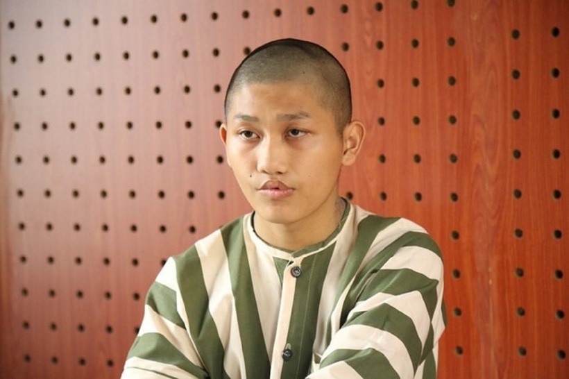 Đối tượng Nguyễn Hữu Tài tại cơ quan điều tra. Ảnh: AnNinhThuDo.