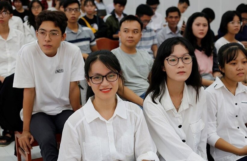 “Học ngành gì để dễ ra trường” là từ khoá nhận được nhiều sự quan tâm.