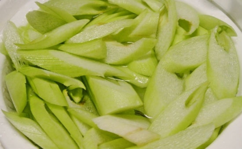 Loại thực phẩm được ví là “vị thần hút mỡ”, ở Việt Nam lại dùng cho gà ăn - 3