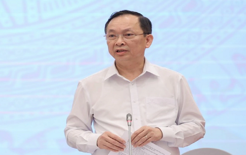 Phó thống đốc Ngân hàng Nhà nước Đào Minh Tú trả lời tại họp báo. Ảnh: VGP