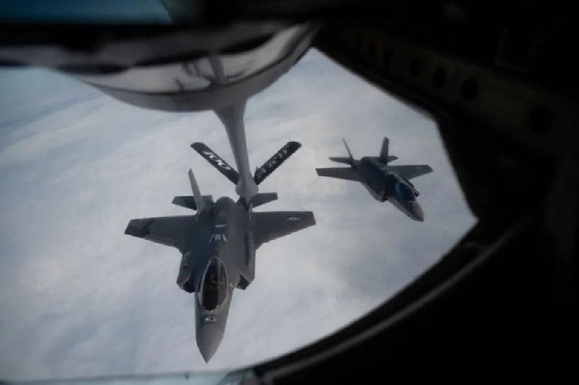 Tiêm kích F-35.