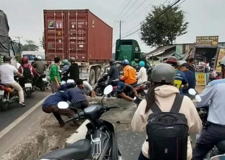 Hiện trường xảy ra vụ tai nạn. Ảnh: Báo Giao thông.