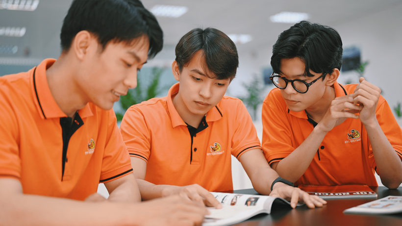 Nếu bạn có vốn ngoại ngữ có thể tìm việc tại những công ty nước ngoài, đa quốc gia và các doanh nghiệp lớn với mức lương cao.