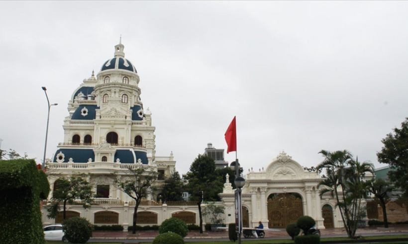 Căn nhà của ông Ngô Văn Phát bị kê biên.