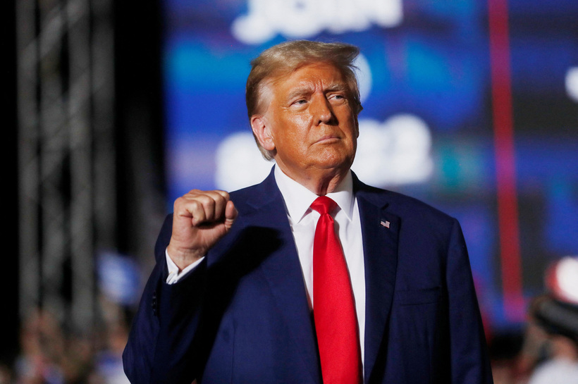Ông Donald Trump thu về số tiền lớn cho quỹ tranh cử vị trí tổng thống. Ảnh: VNE