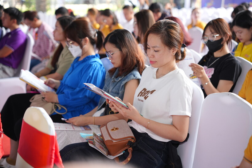 Sản phẩm tour Châu Âu mới thu hút sự quan tâm của nhiều du khách.