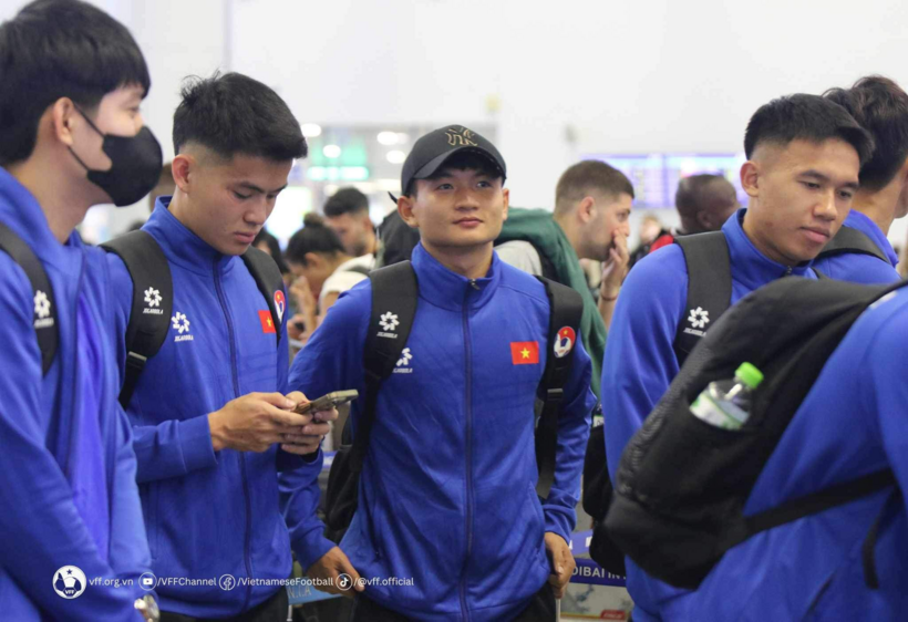 Sáng 8/4, các thành viên đội tuyển U23 Việt Nam đã lên đường đi Qatar, chuẩn bị cho những trận đấu ở VCK U23 châu á 2024 tại Qata.