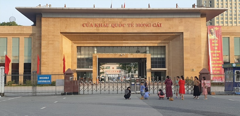 Được thiên nhiên biệt đãi với nhiều danh thắng đẹp, du lịch Móng Cái đang dần tạo nên “cơn sốt” trong cộng đồng những người ưa khám phá. Ảnh: Internet