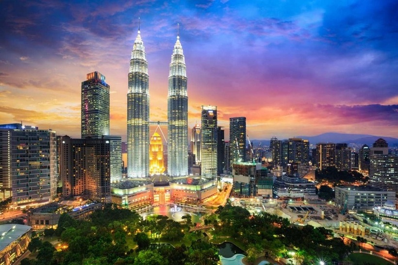 Một góc thành phố Kuala Lumpur đang lên đèn. Ảnh: Shutterstock