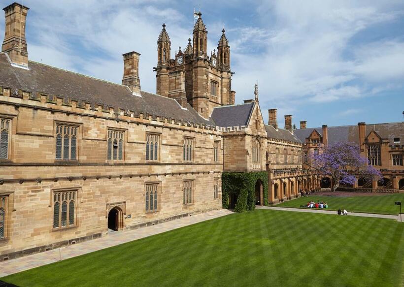 Đại học Sydney (Australia).