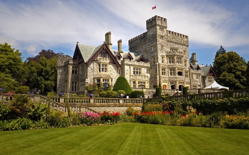 Học viện Royal Roads (Canada).
