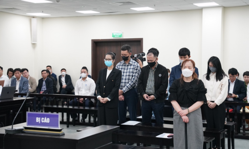 Các bị cáo tại tòa.