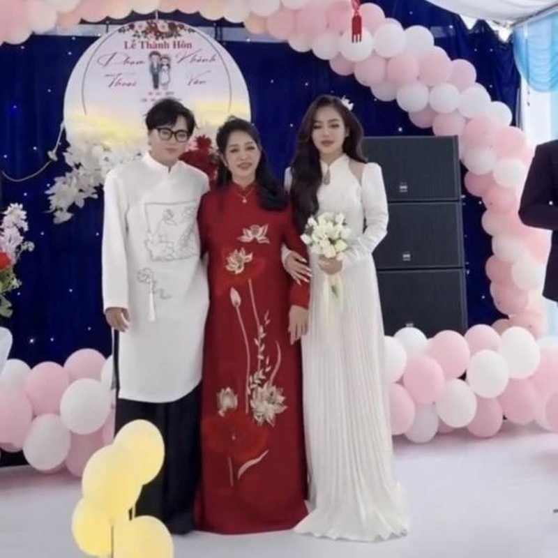 Sự góp mặt của phụ huynh trong "đám cưới"