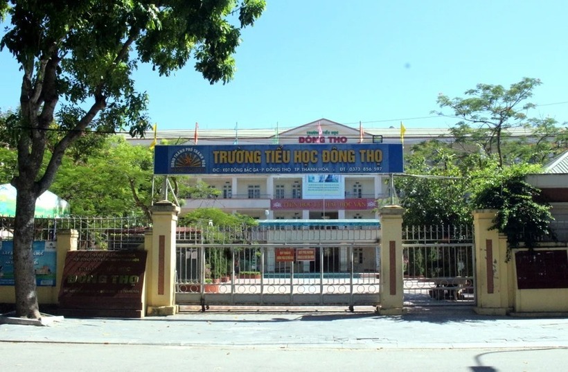 Trường tiểu học Đông Thọ - TP. Thanh Hóa nơi đang xảy ra lùm xùm về việc hiệu trưởng bớt xén tiền ăn bán trú của học sinh. Ảnh minh họa.
