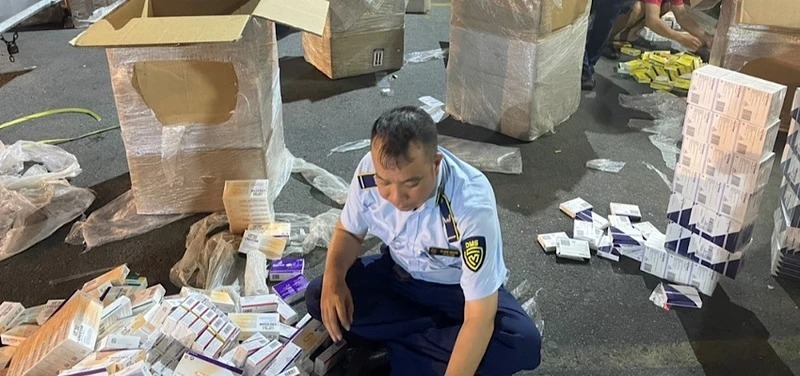 Tin thời sự nóng mới nhất ngày 12/4: Đang tổ chức lên đồng, bà "hầu đồng" bất ngờ ngã tử vong - 2