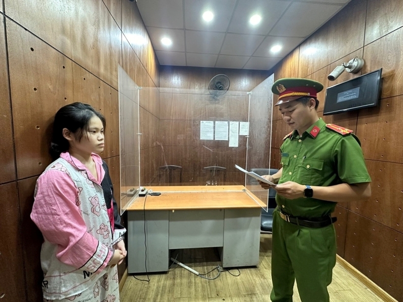 Phạm Huỳnh Nhật Vi bị khởi tố về 2 tội danh. Ảnh: Dân Trí