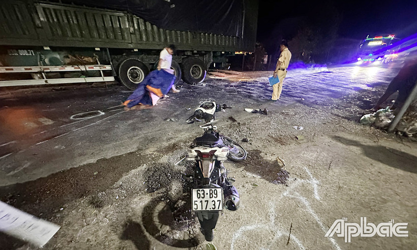 Hiện trường xảy ra vụ tai nạn. Ảnh: Báo Ấp Bắc.