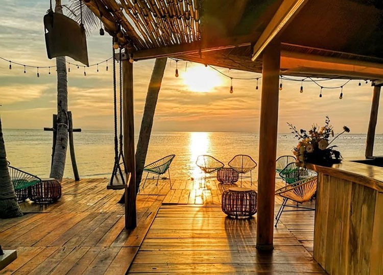 Shri Beach Club & Bar Phú Quốc