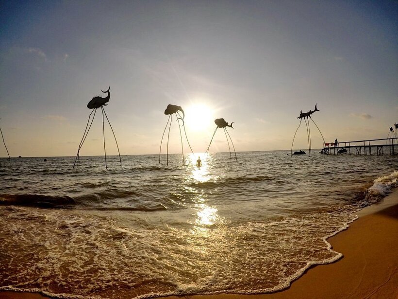 Sunset Sanato Beach Club Phú Quốc.