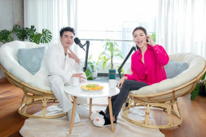 Lê Dương Bảo Lâm rất thân thiết với Minh Tú.