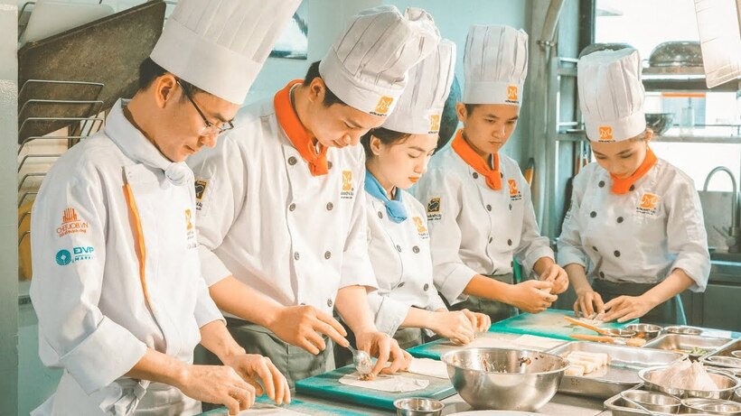 Dành cho những bạn trẻ có niềm đam mê với nấu ăn.