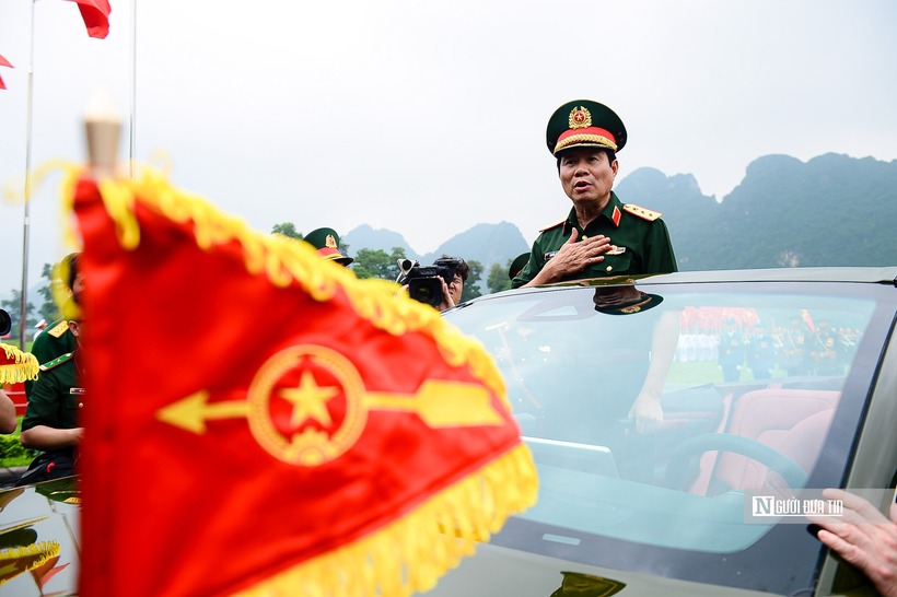 Lễ diễu binh, diễu hành trong khuôn khổ Lễ kỷ niệm 70 năm Chiến thắng Điện Biên Phủ sẽ diễn ra vào sáng 7/5 tại sân vận động tỉnh Điện Biên.