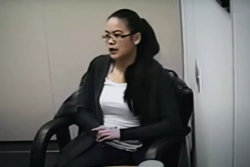 Jennifer bị bố mẹ kiểm soát chặt chẽ sau hàng loạt những lời nói dối. Ảnh: The People