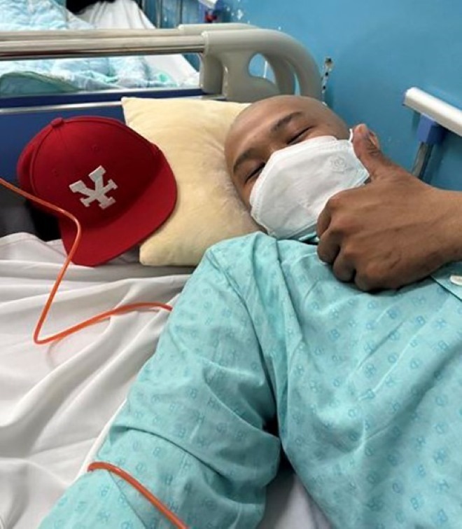 Long Nón Lá trên giường bệnh, sau ngày đầu tiên của đợt hóa trị thứ ba, hôm 16/4.