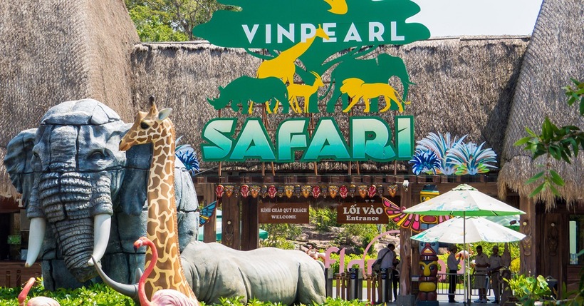 Vinpearl Safari Phú Quốc là công viên chăm sóc, bảo tồn động vật bán hoang dã đầu tiên của Việt Nam