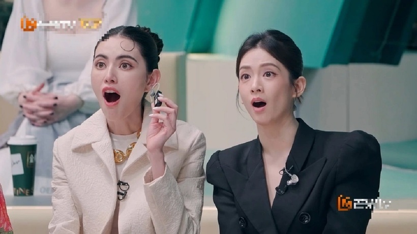 Suni Hạ Linh đu dây cao 10m khiến dàn sao hoảng hốt