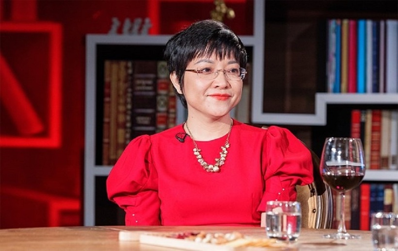 MC Thảo Vân hiện tập trung cho công việc giảng dạy ở một trường Đại học và chăm sóc con trai Gia Bảo.