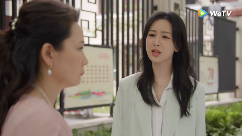 Mạch Thừa Hoan muốn mẹ vui vẻ sống cuộc sống của riêng mình, quan tâm hơn đến em trai cô thay vì ngày ngày chỉ xoay quanh mình cô.