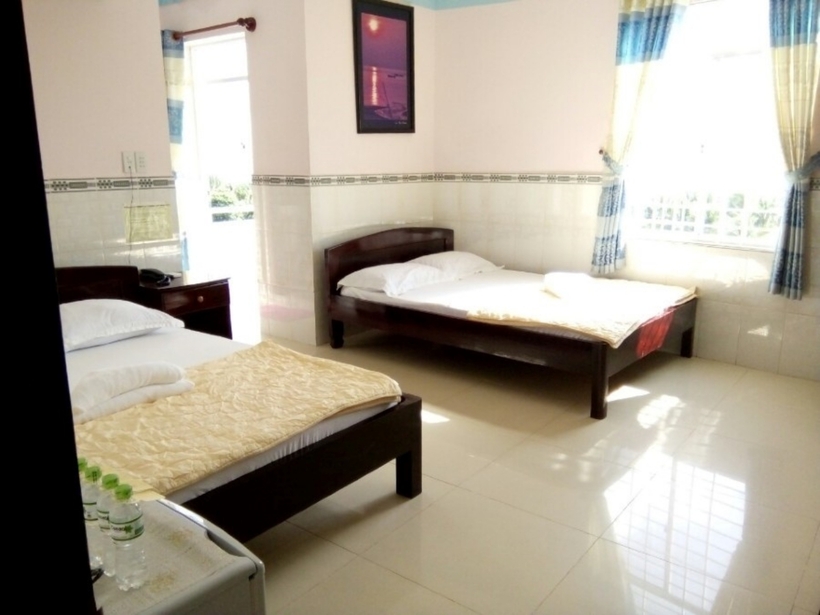 Khách sạn Hiệp Thoại
