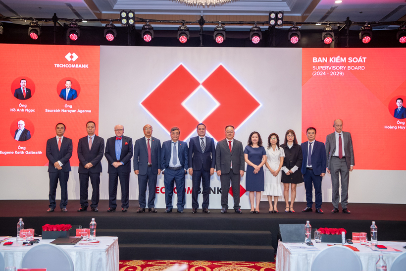 Đại hội đồng cổ đông hàng năm thông qua kế hoạch trả cổ tức bằng tiền mặt - 2