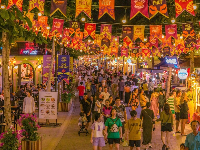 Thị trấn Hoàng Hôn Phú Quốc - Điểm đến gần hấp dẫn nhất cho khách phía Nam dịp 30/4